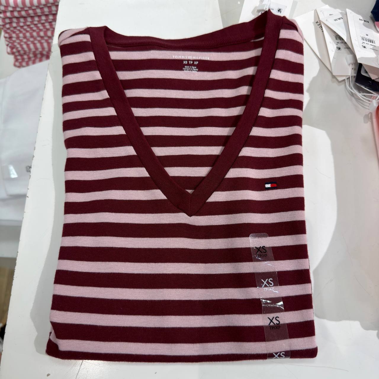 CAMISETA GOLA V