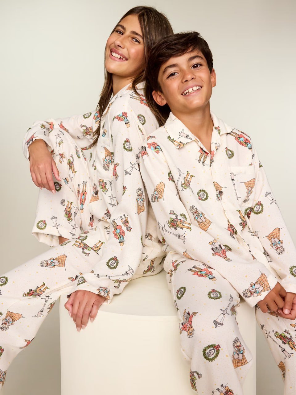 old navy Gender-Neutral Printed Flannel Pajama Pants Set for Kids