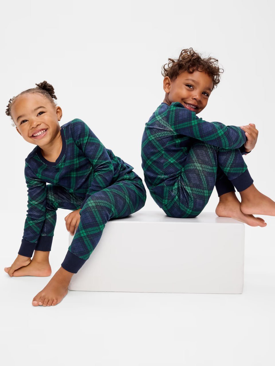 old navy Printed Unisex Snug-Fit Pajama Set for Toddler & Baby