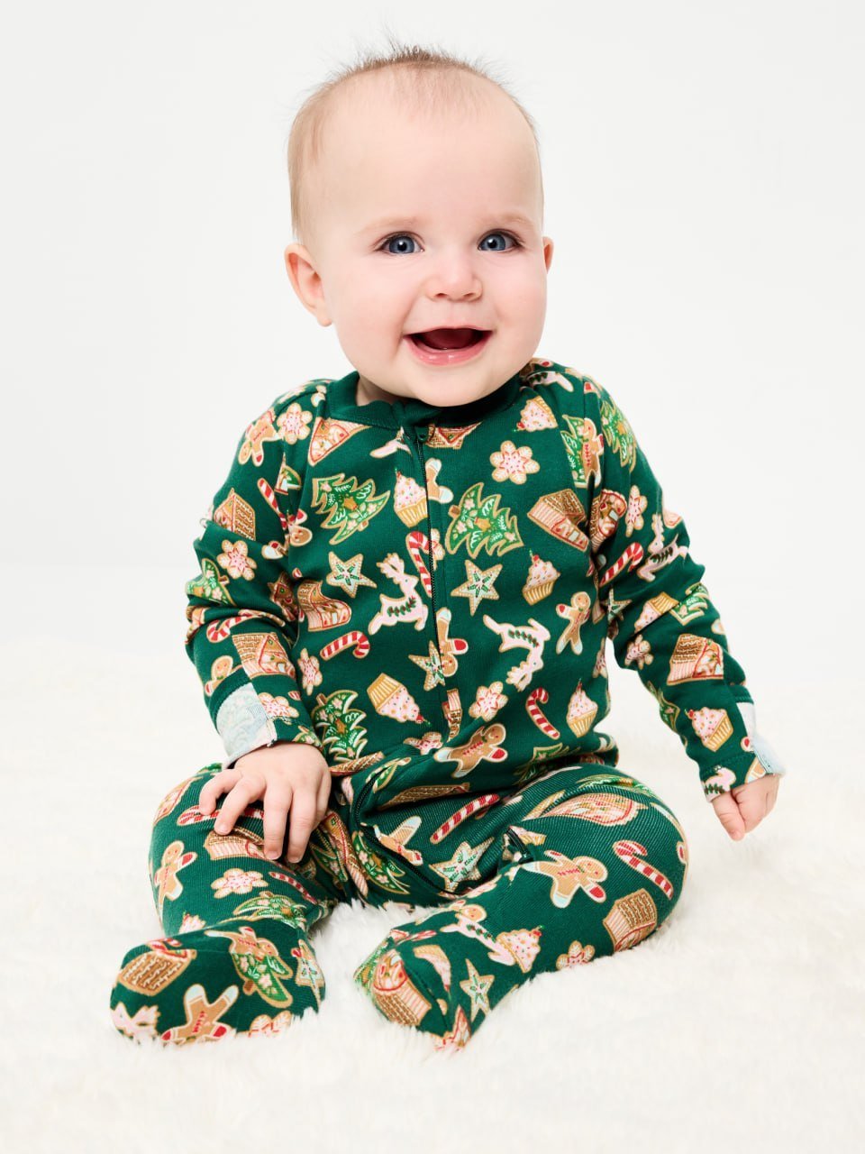 old navy 2-Way-Zip Sleep & Play Footed One-Piece for Baby