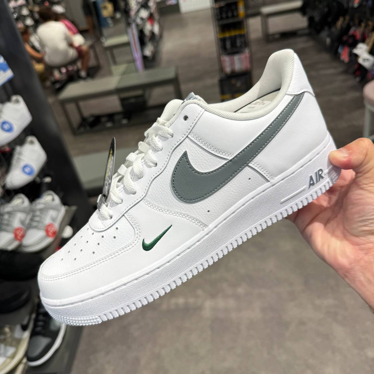 AIR FORCE
