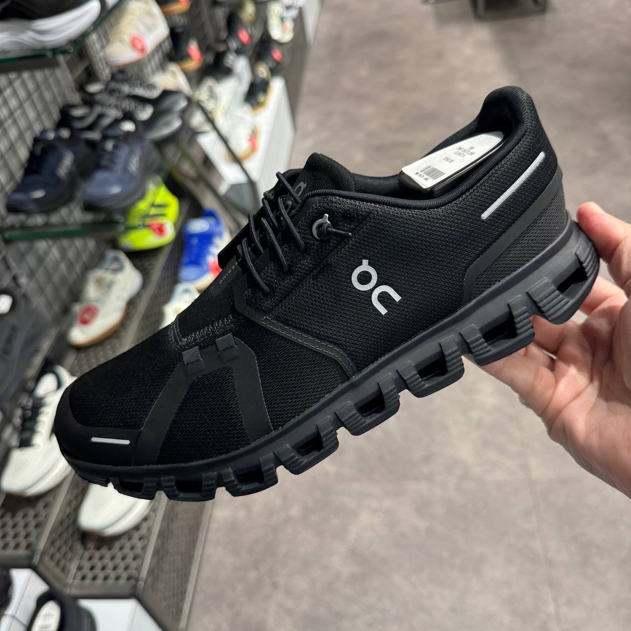 ON CLOUD 6