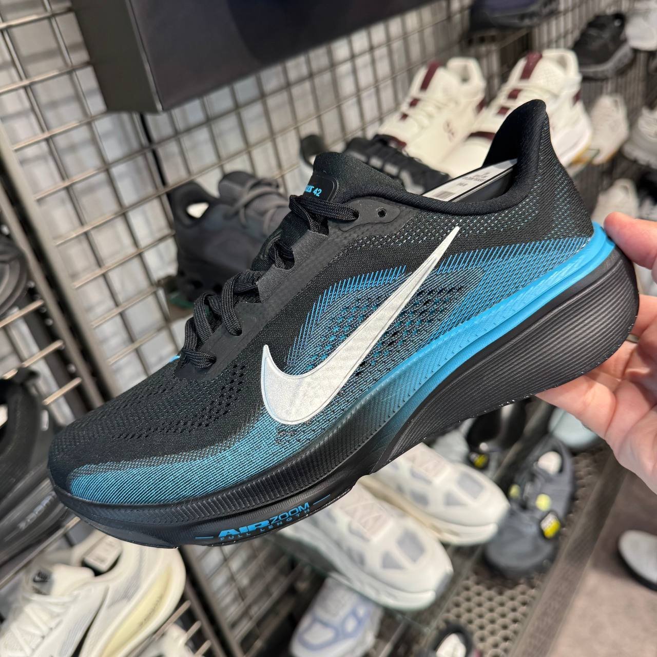 NIKE ZOOM PEGASUS 4