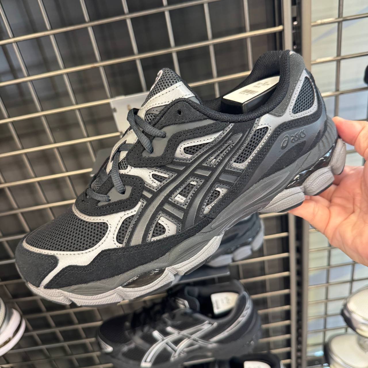 ASICS GEL NYC