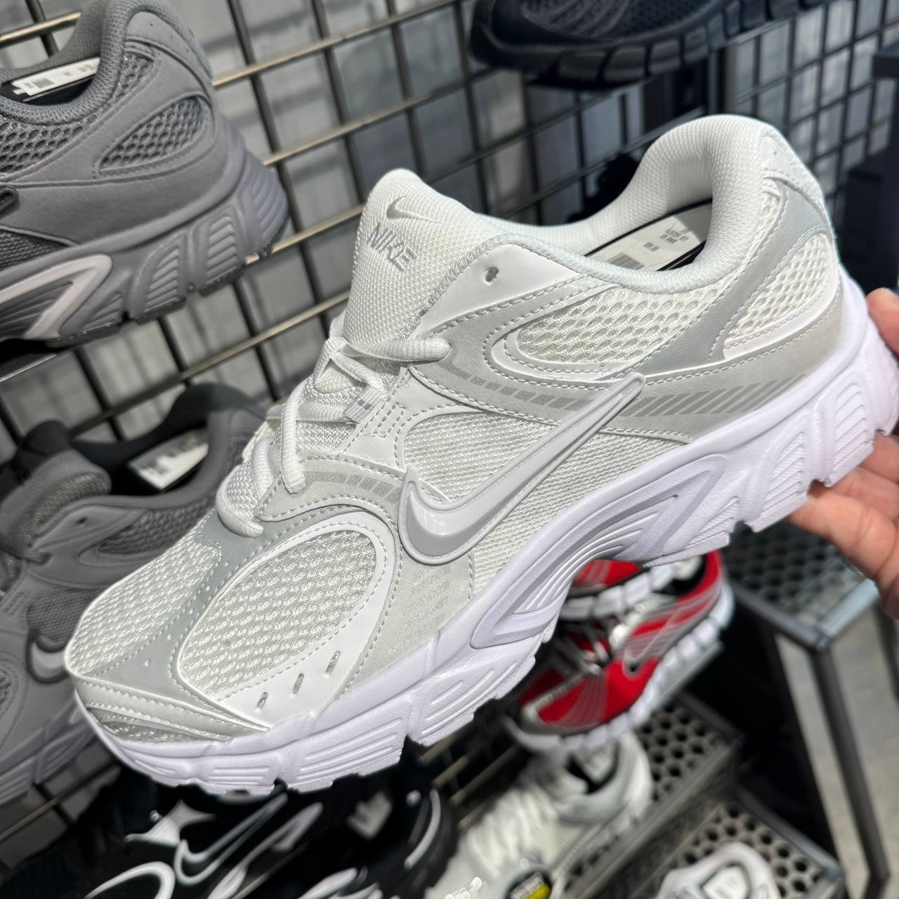 NIKE V5