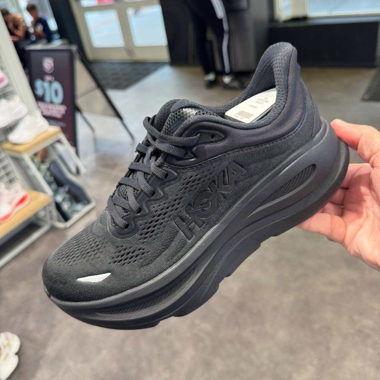HOKA BONDI 9