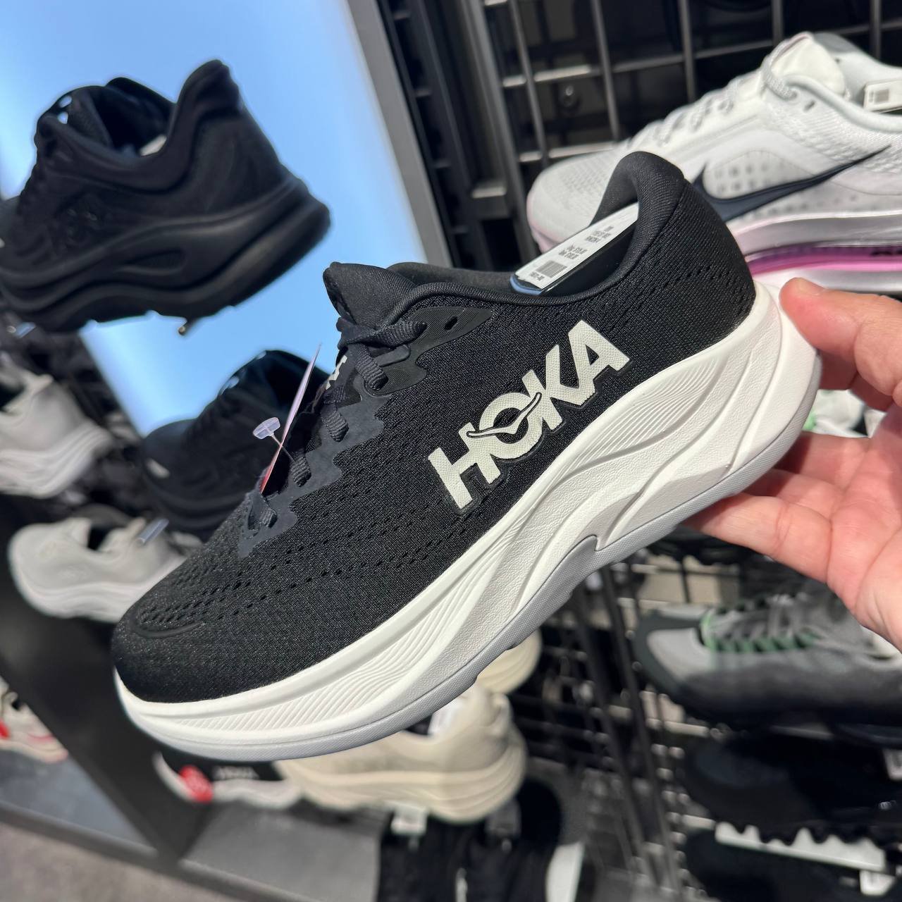 HOKA RINCON 4