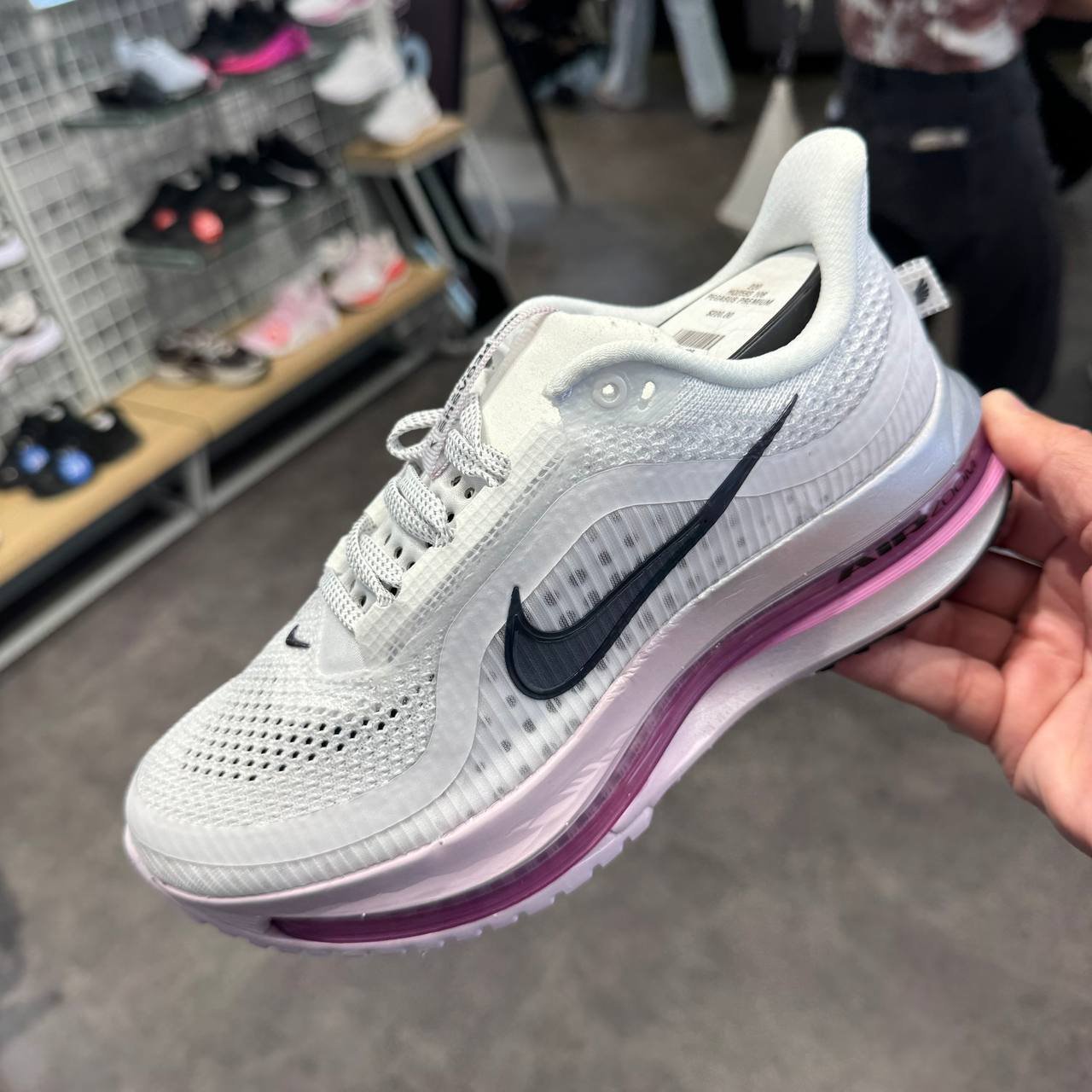 NIKE PEGASUS PREMIUM