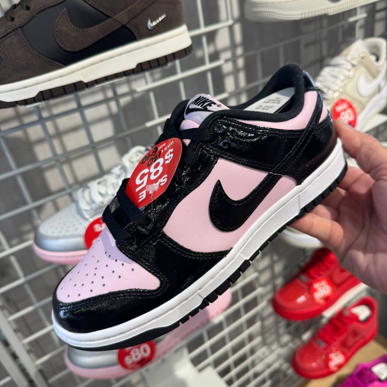 NIKE DUNK LOW