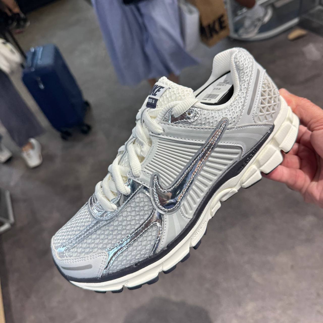 NIKE VOMERO