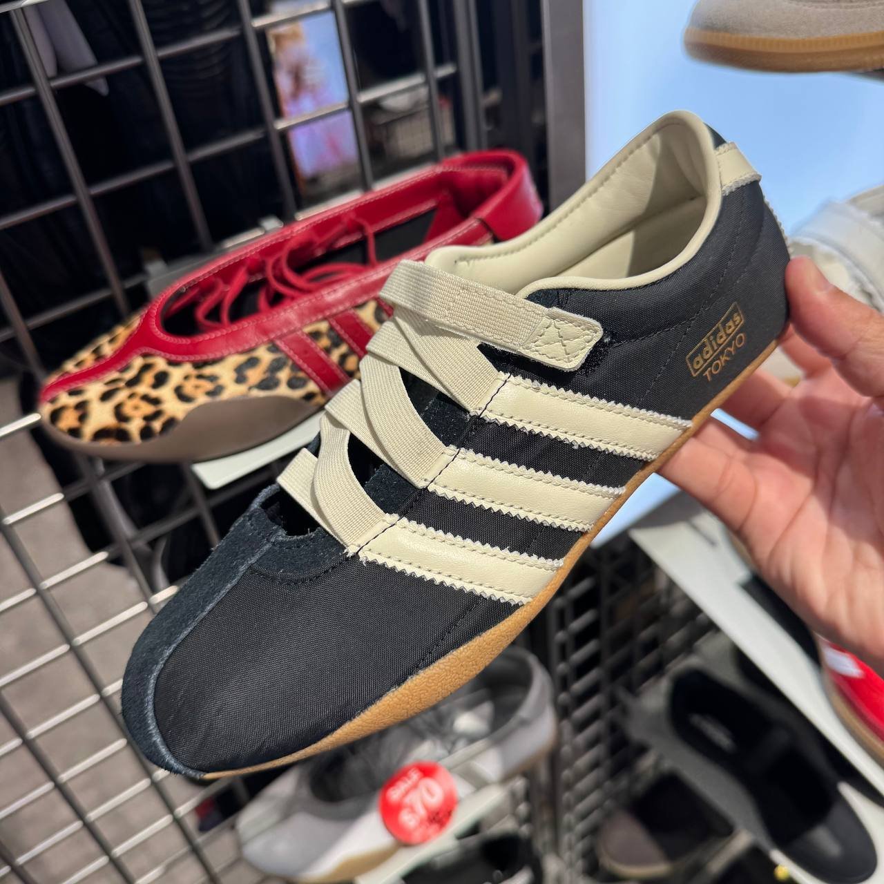ADIDAS TOKIO