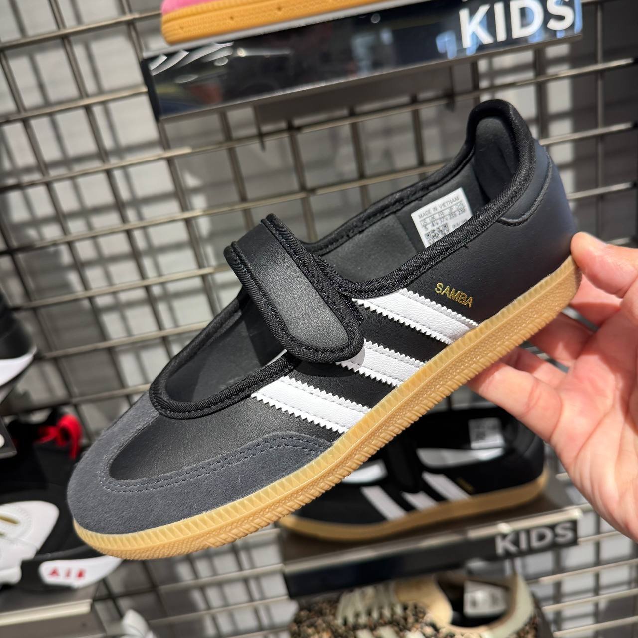 ADIDAS SAMBA