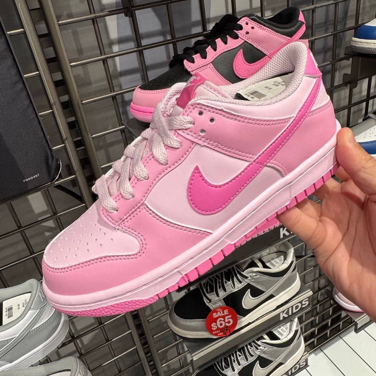 NIKE DUNKE LOW