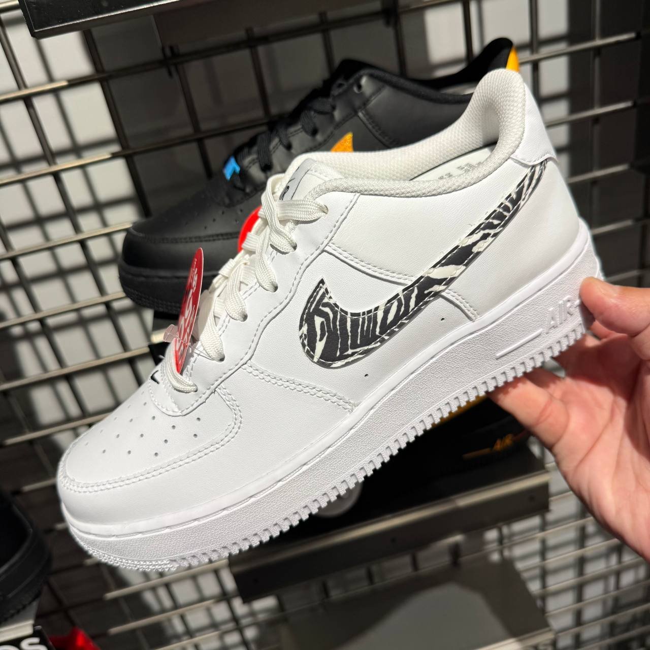 NIKE AIR FORCE