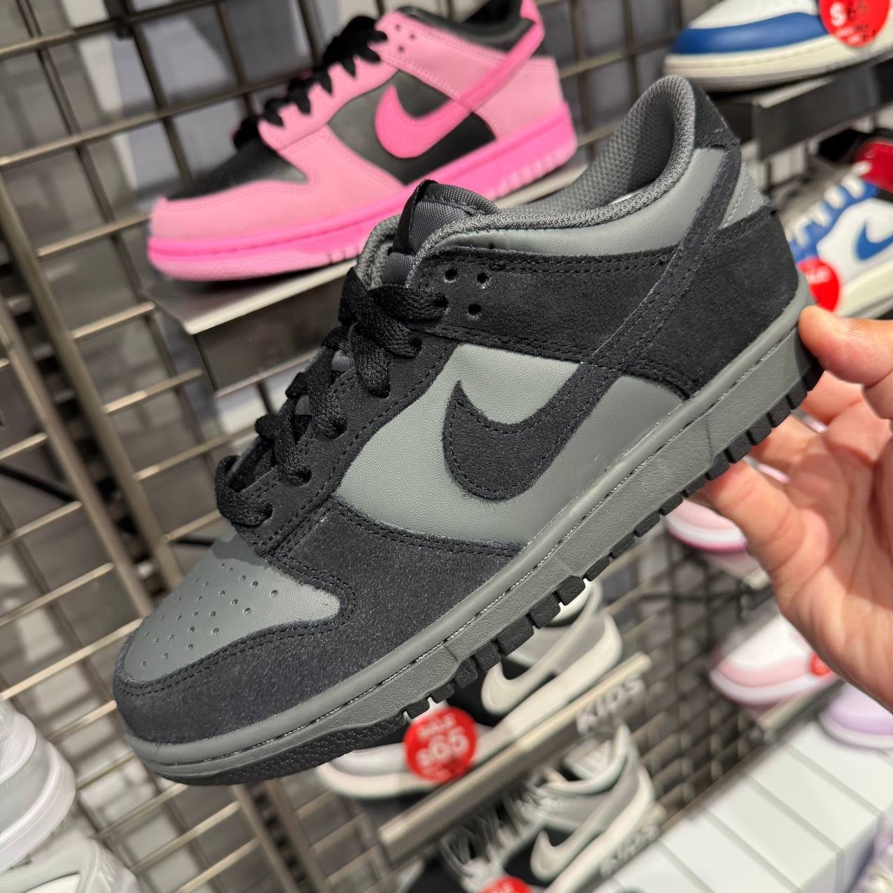 NIKE DUNKE LOW