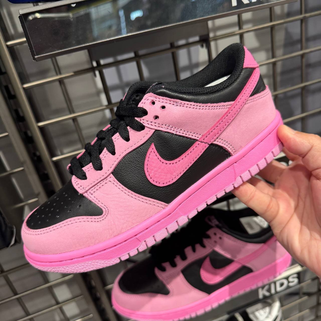 NIKE DUNKE LOW
