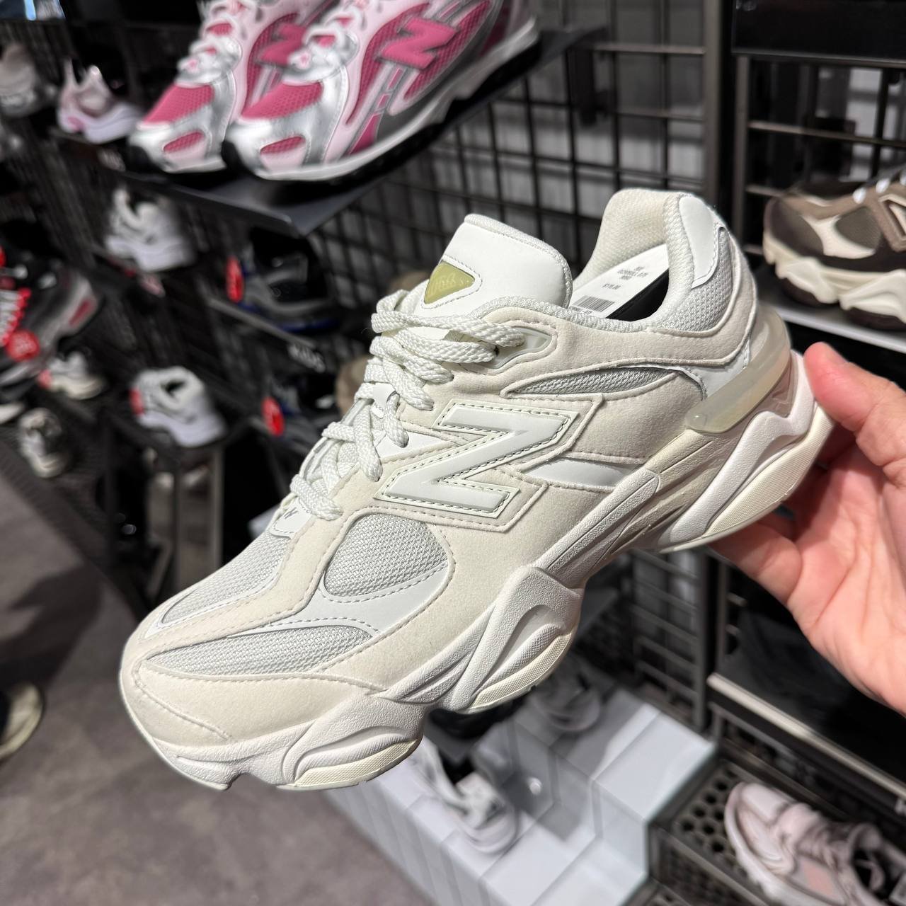 NEW BALANCE  9060