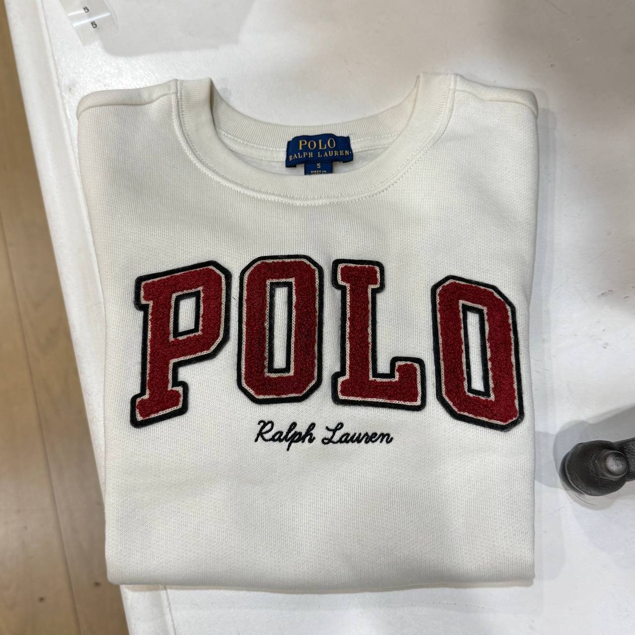 MOLETOM