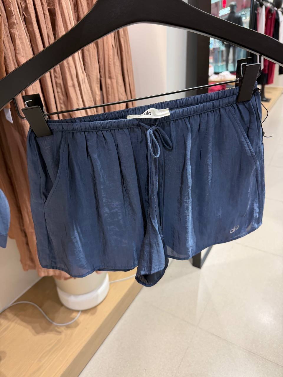 SHORT SEMI SHEER