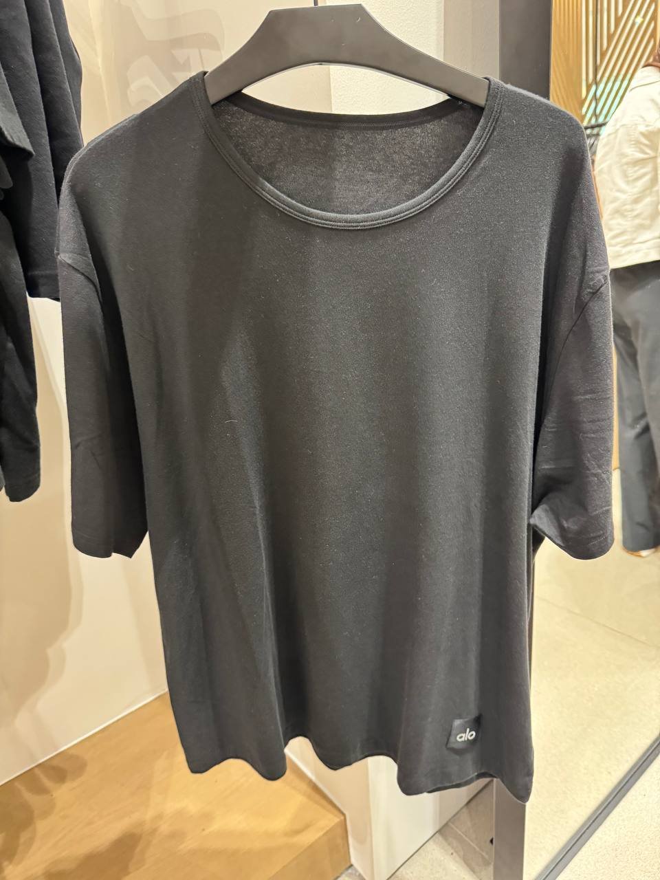 CAMISETA ESSENTIAL