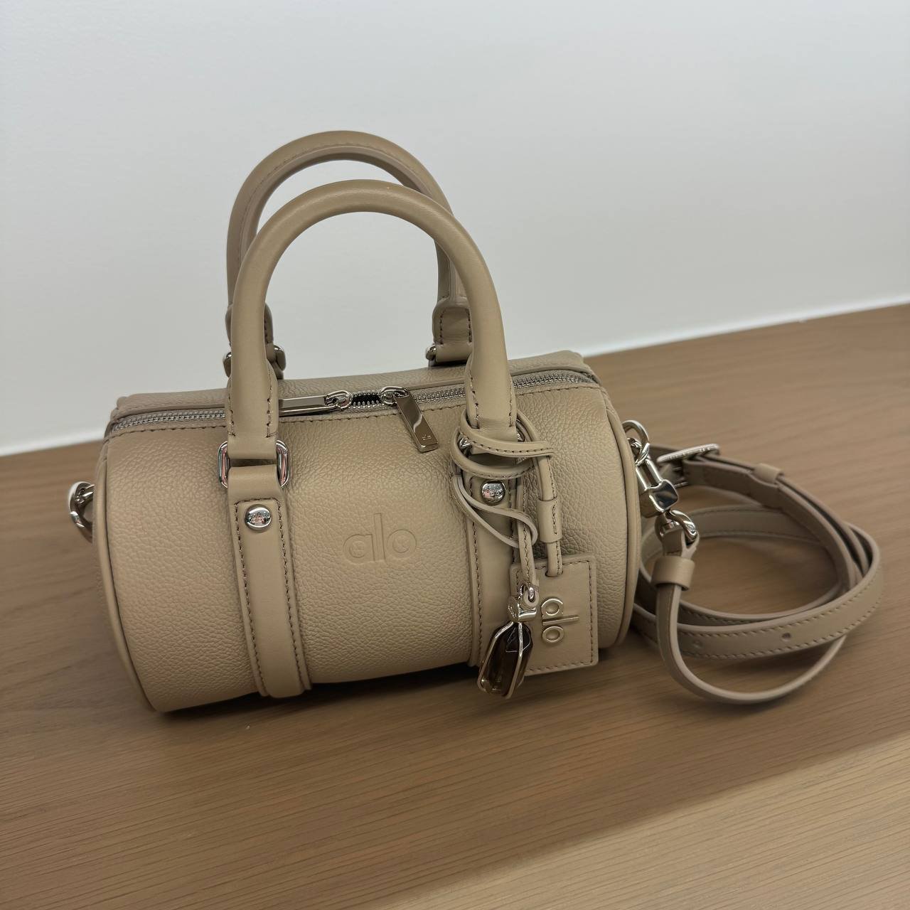 BOLSA PEQUENA COM ALÇA EXTRA