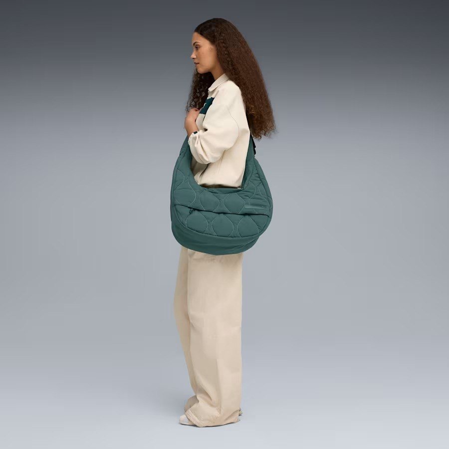 Beyond LabelsCrossbody Bag