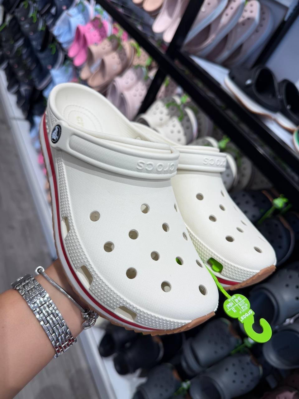 CROCS