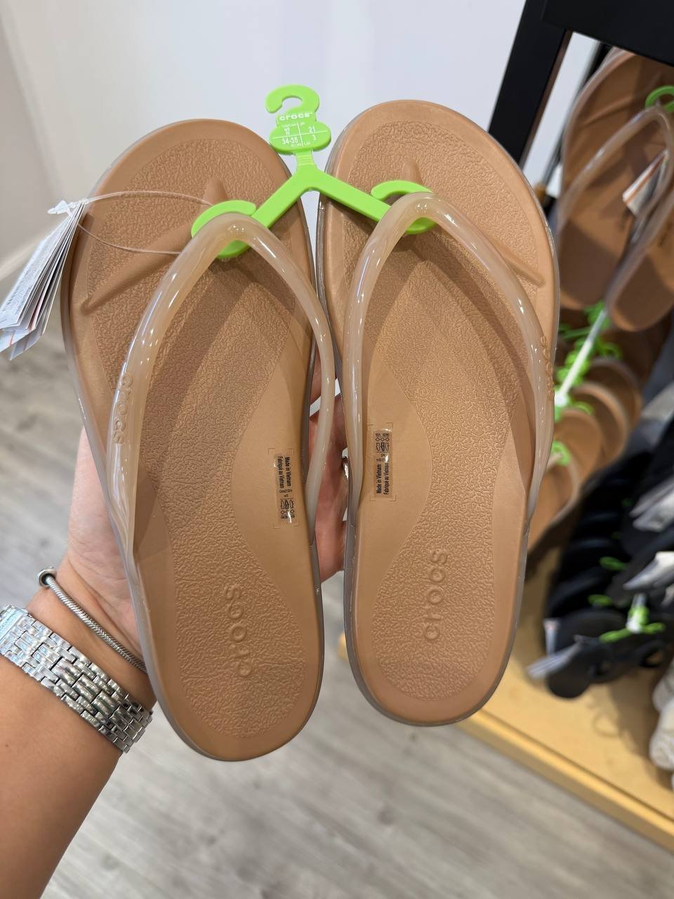 CROCS
