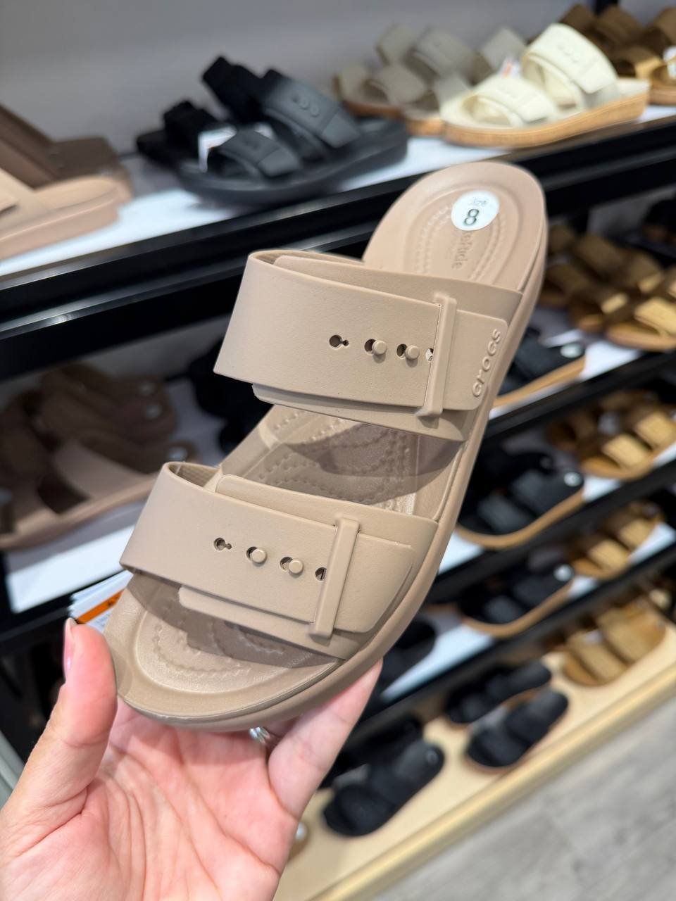 CROCS