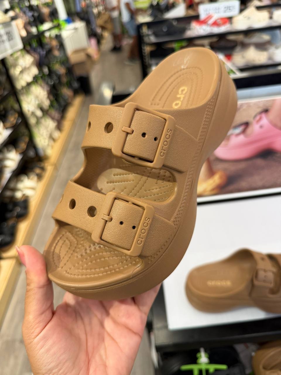 CROCS