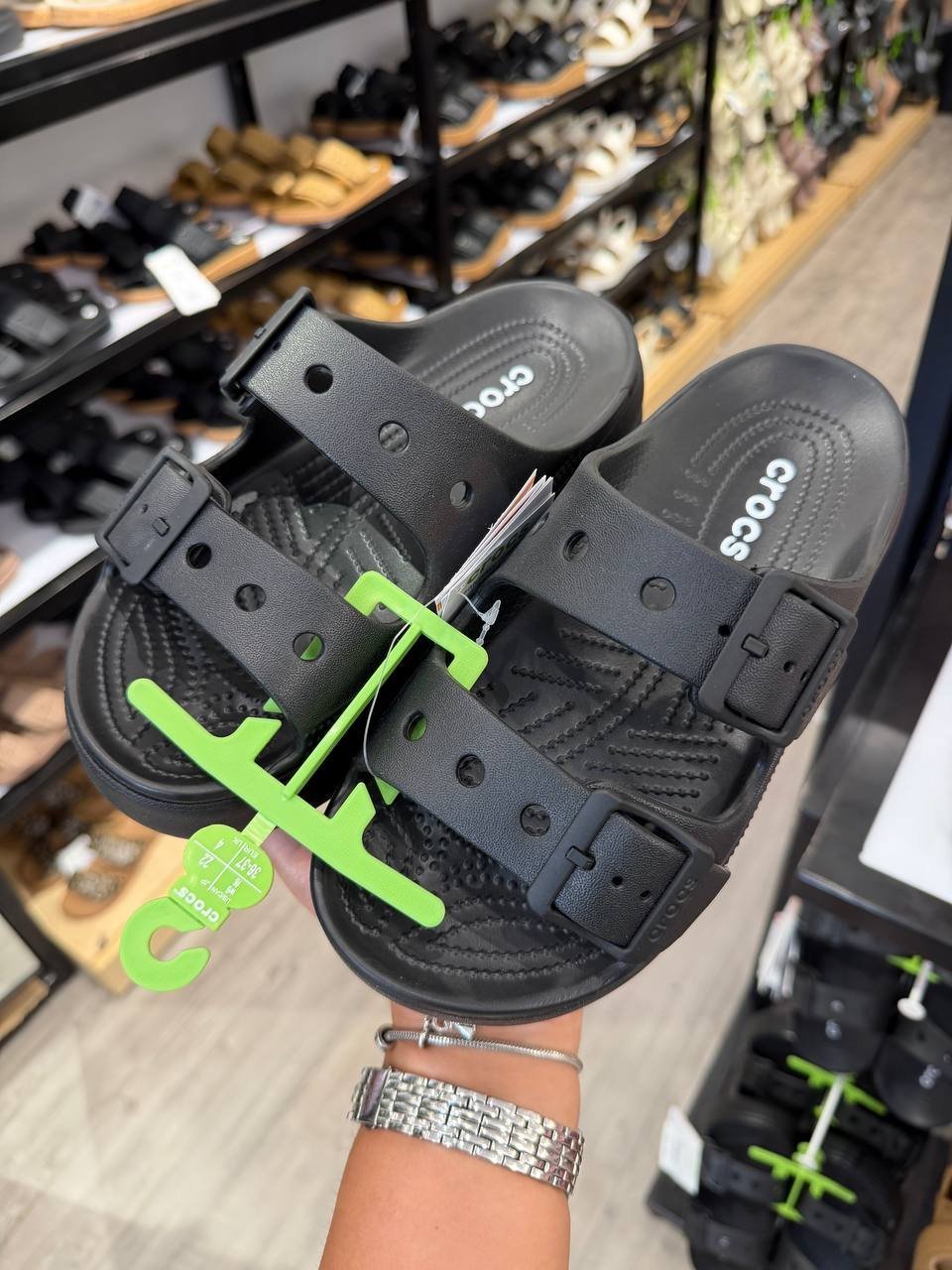 CROCS