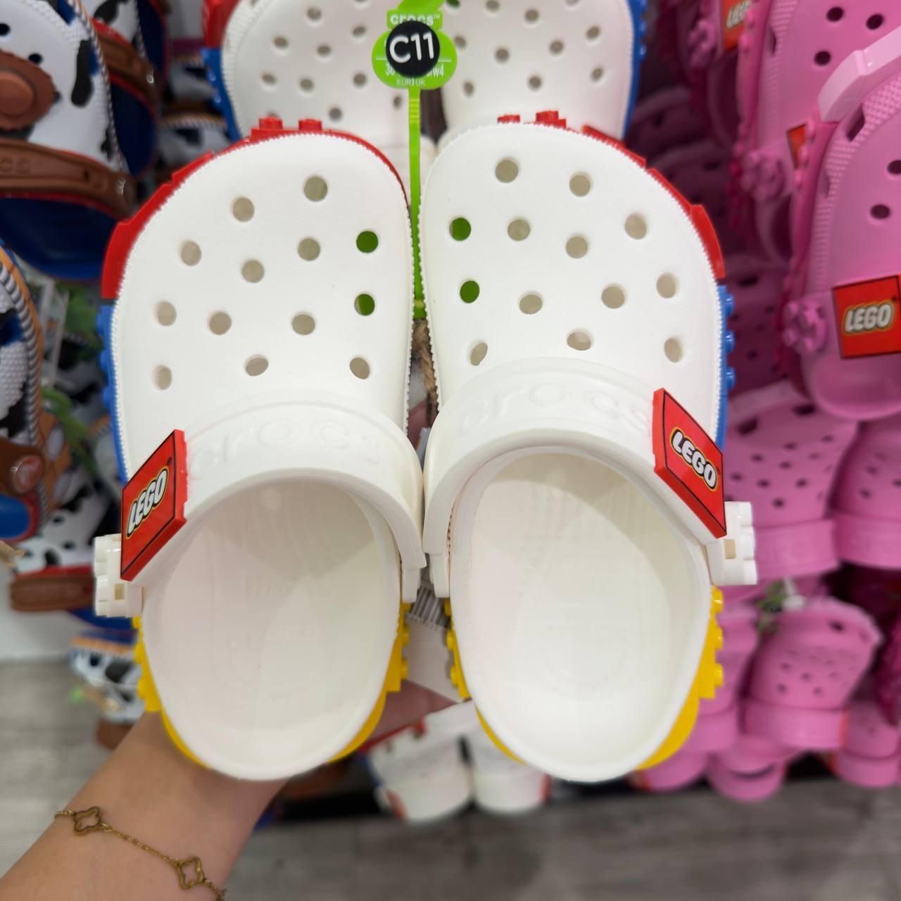 CROCS
