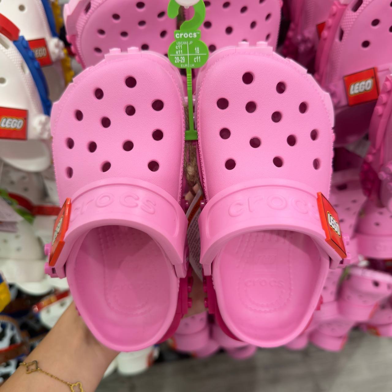 CROCS