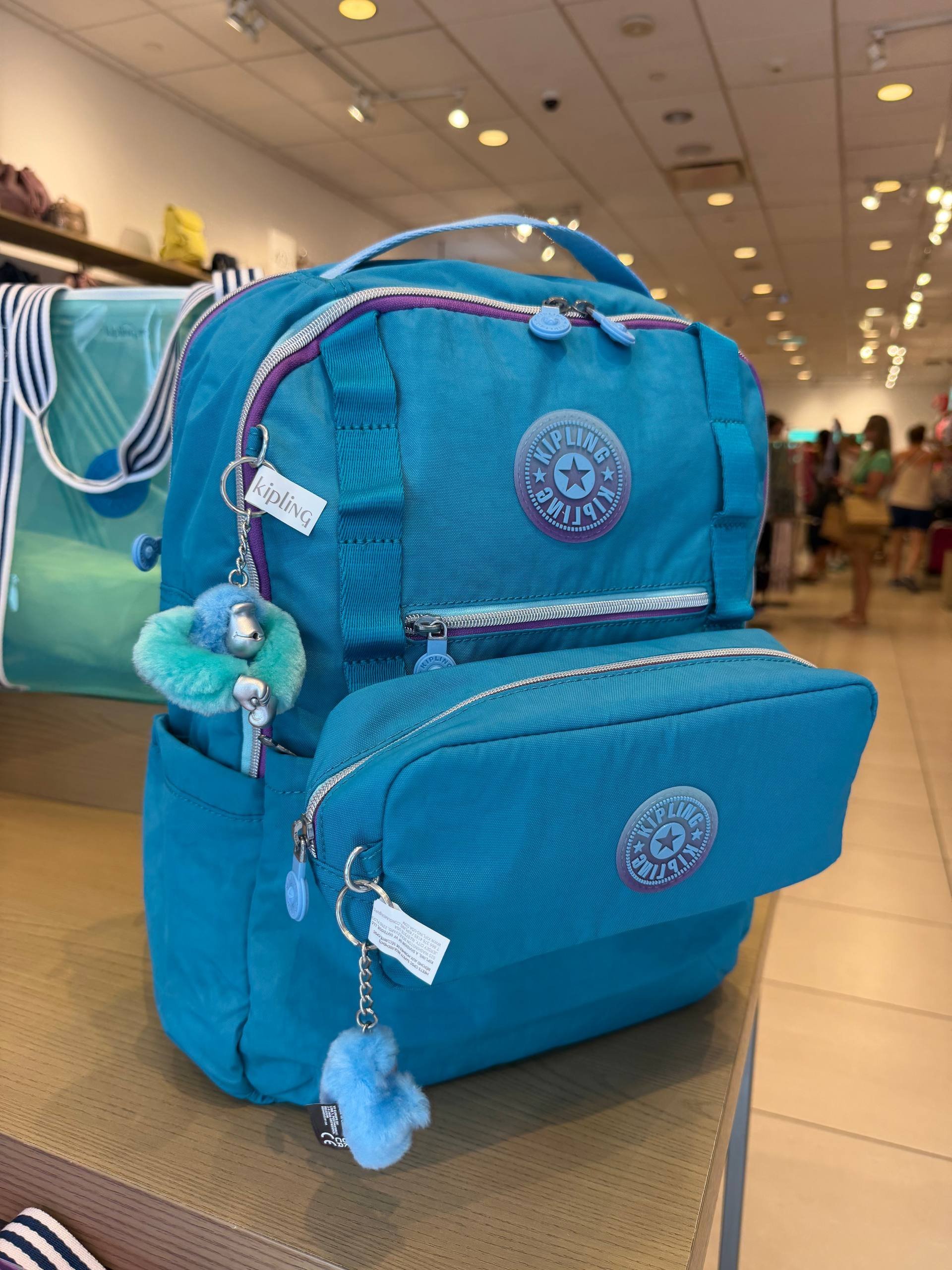 KIT MOCHILA E ESTOJO
