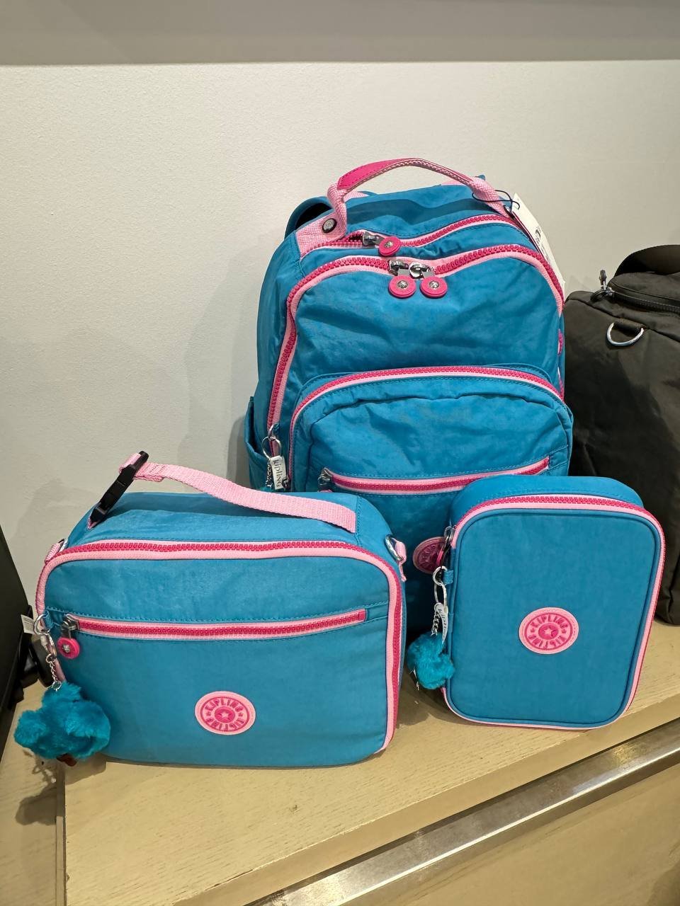 KIT MOCHILA SEOUL