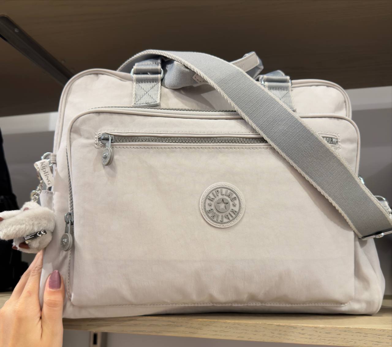 BOLSA MATERNIDADE ALANNA COM ALÇA DE OMBRO, ALÇA EXTRA E TROCADOR