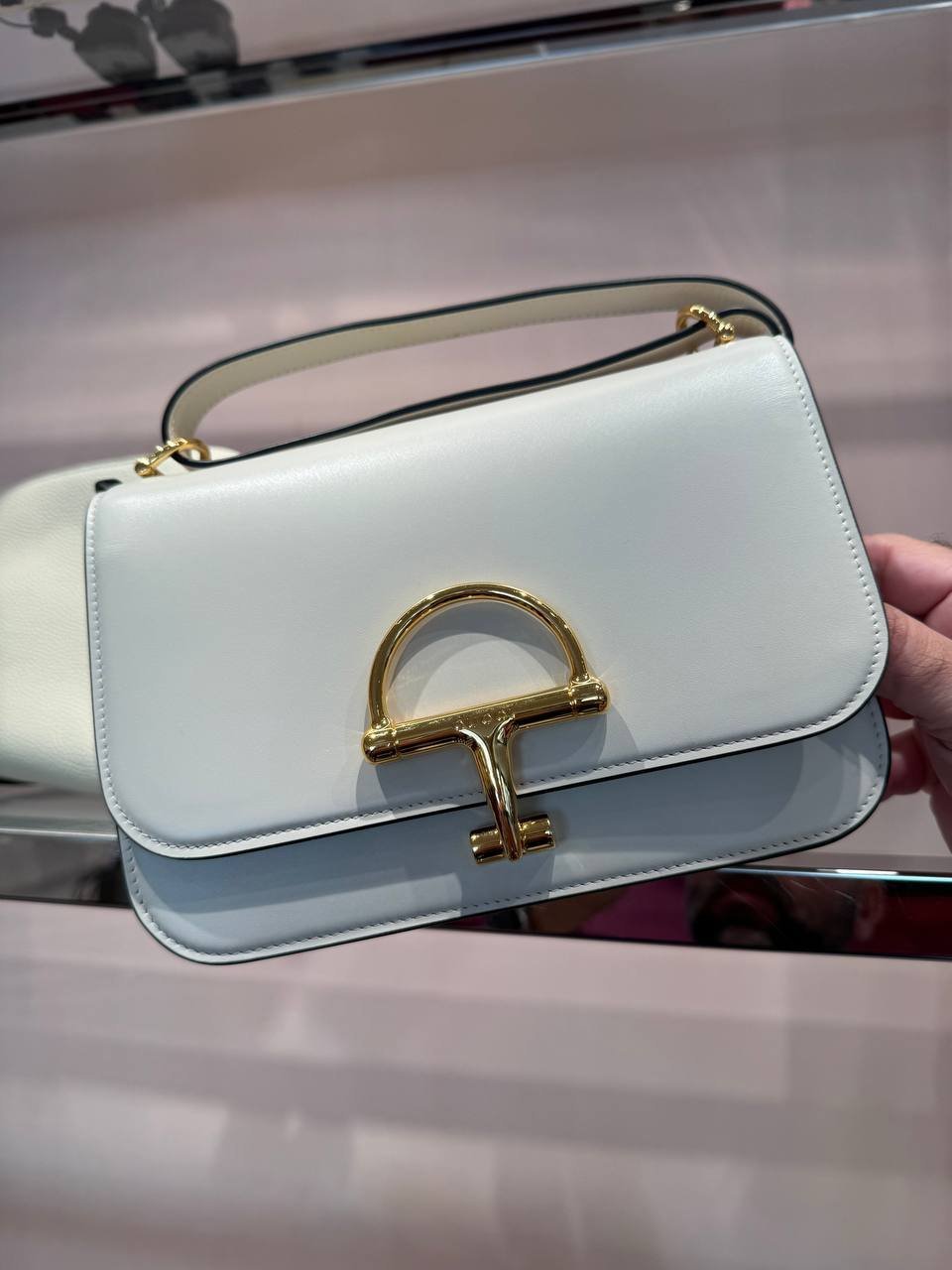 CROSSBODY