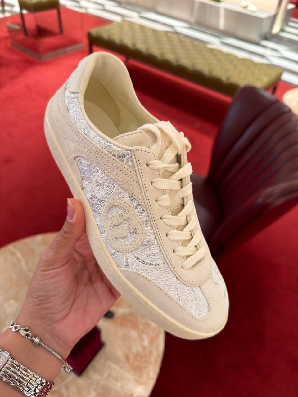 TENIS
