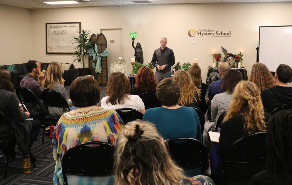 33022295_2100079296874434_6590340304522444800_n