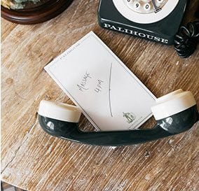 Paligroup Vintage Phone with Written Meeting on Notepad