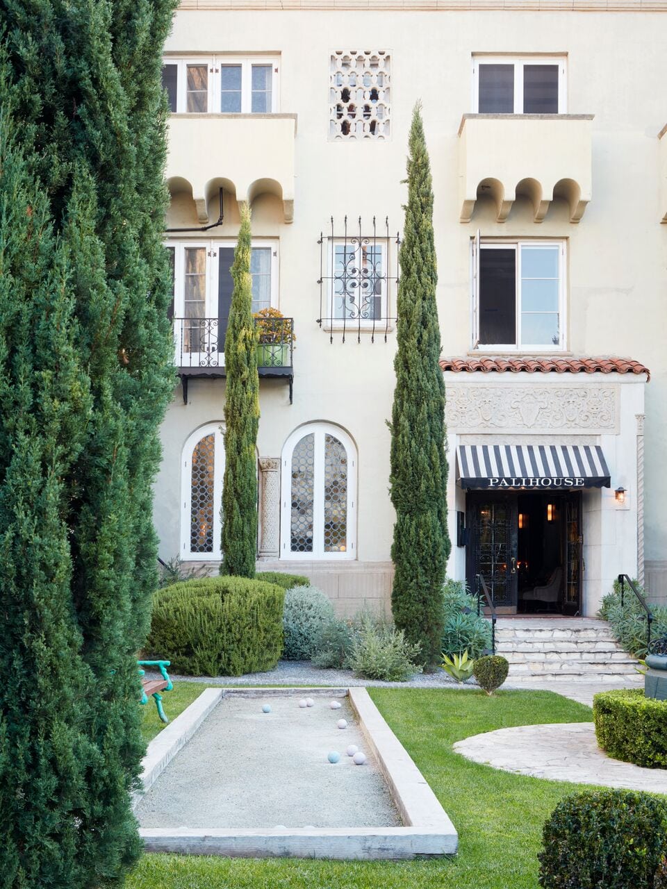 Palihouse Santa Monica Walking the Front Path