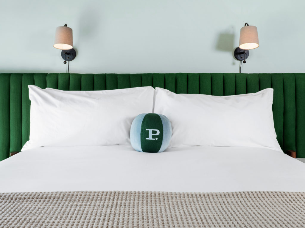 Palihotel Hollywood - bed head with wall lamps above each side.