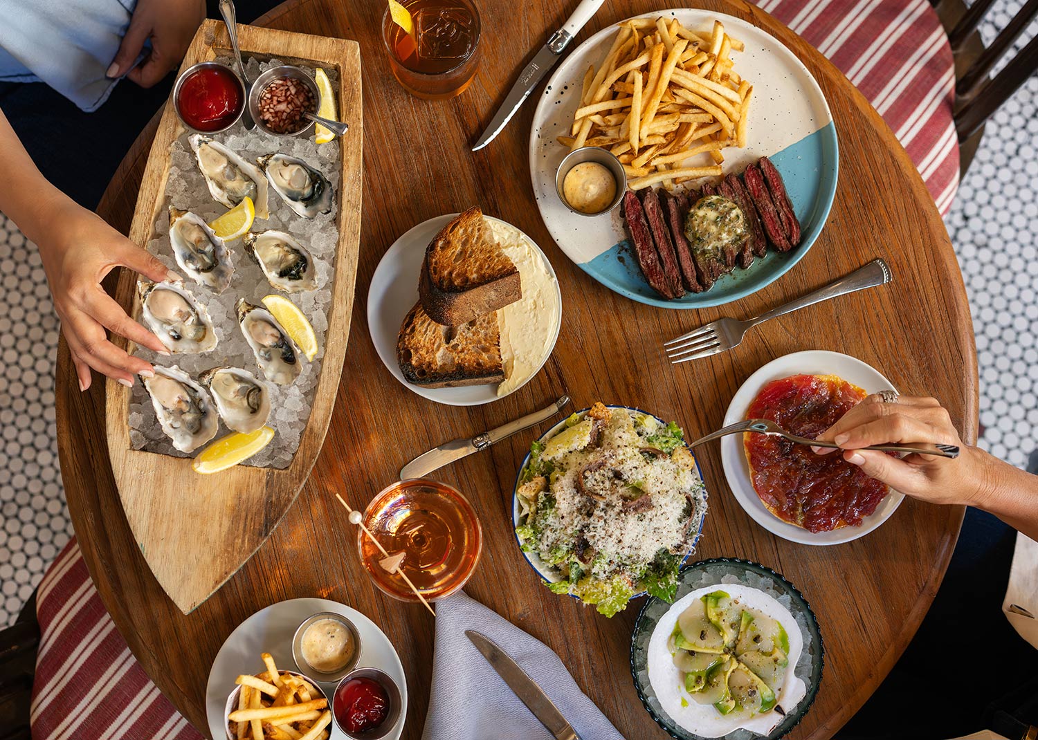 bar maritime