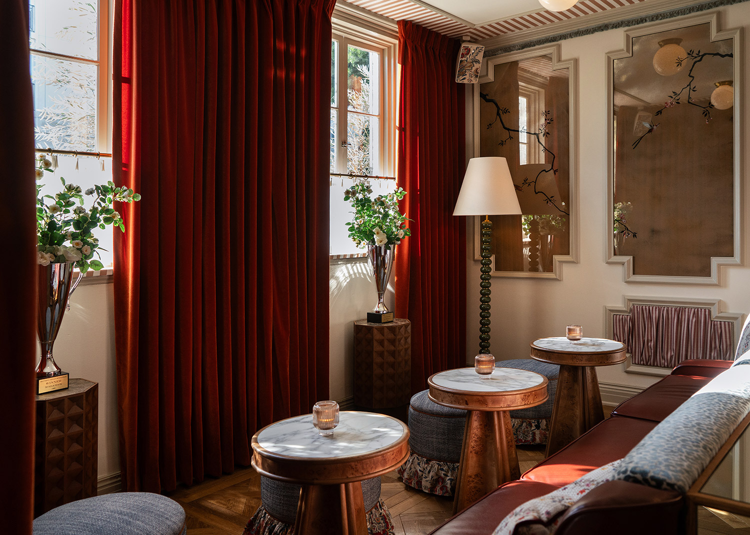 The Hôtel Lili Beverly Hills bar