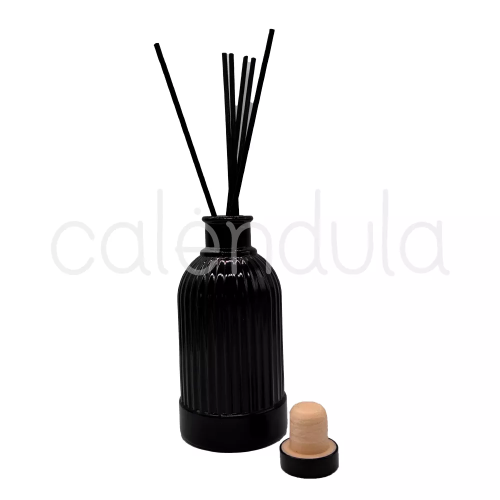 Mikado Vidrio Estriado Negro c/ Tapón Plateado Precio x unidad.