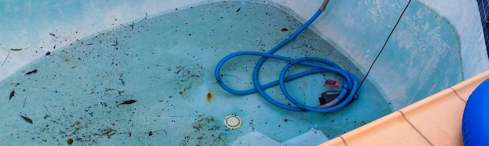 7 Reasons NOT to Buy a House with a Pool
