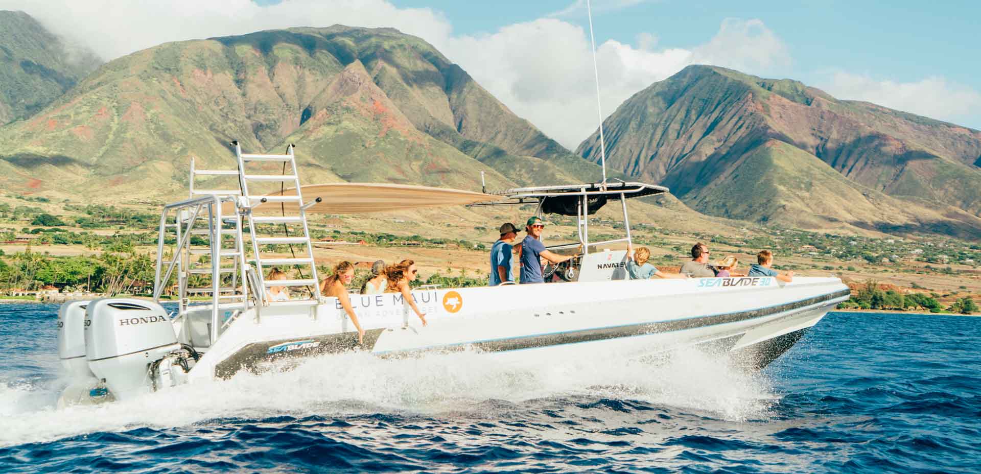 Product Ka'anapali Beach Loading Whale Watch