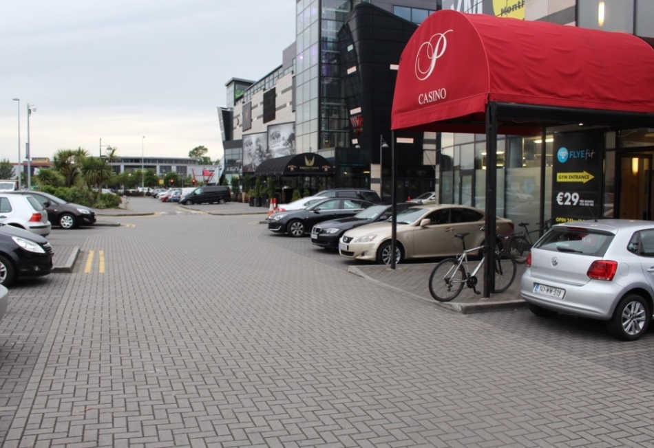 Surface Car Park, South Quarter Surface Car Park HOURLY Parkpnp
