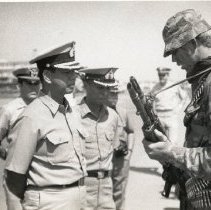 Me explaining my gear and my weapon