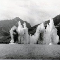 Training Exerdise in Maui - Destroying obstacles on Beach